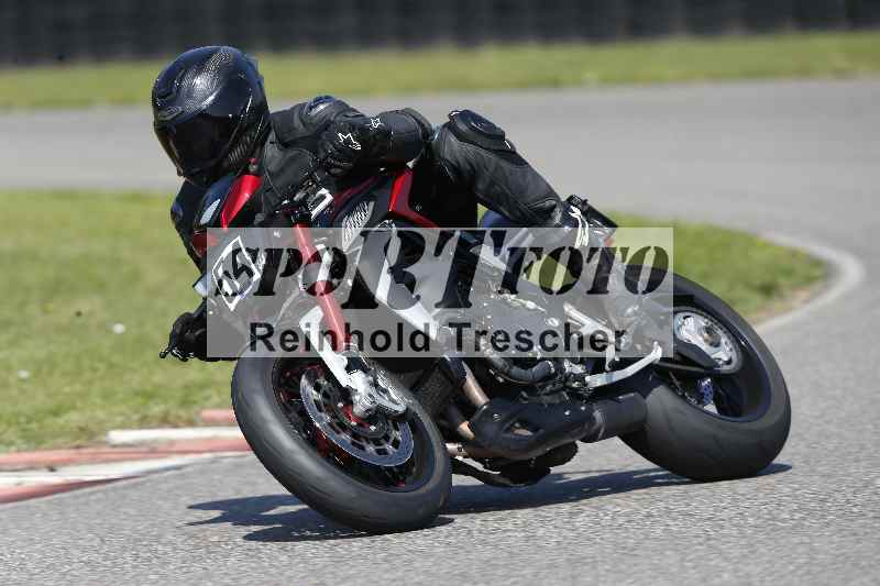 /44 09.08.2025 Plüss Moto Sport ADR/Einsteiger/54
